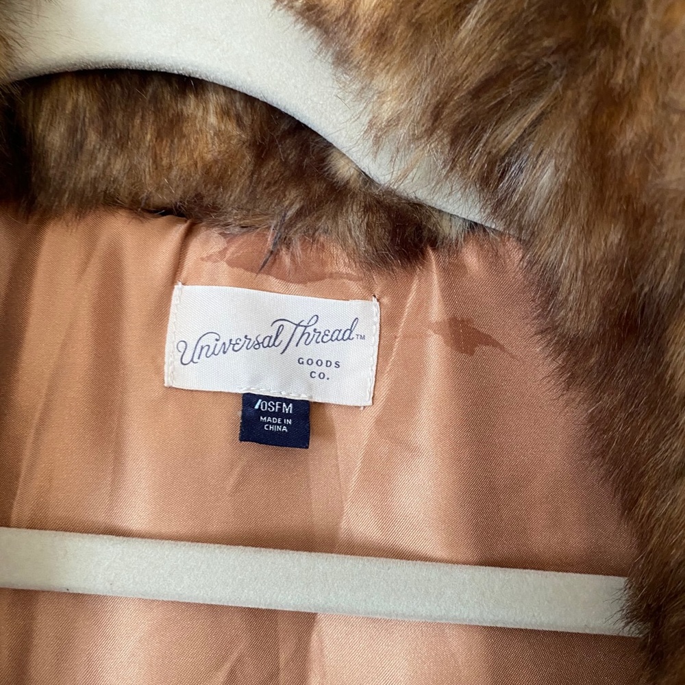 Fur vest